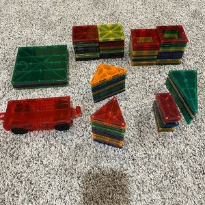 Magna-Tiles